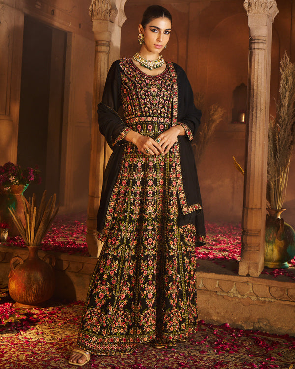 Ready to wear - Black U812